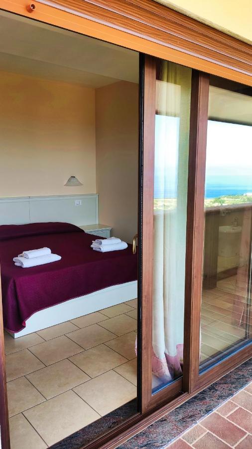 Residenza Domus Aurea Tropea- Vista Mare Hotel ซานตาโดเมนิกา ภายนอก รูปภาพ