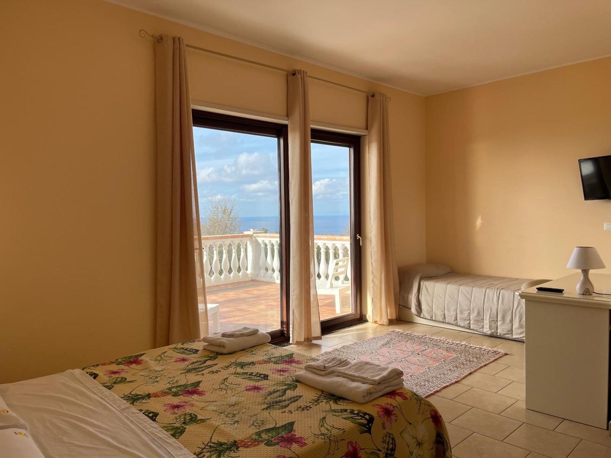 Residenza Domus Aurea Tropea- Vista Mare Hotel ซานตาโดเมนิกา ภายนอก รูปภาพ
