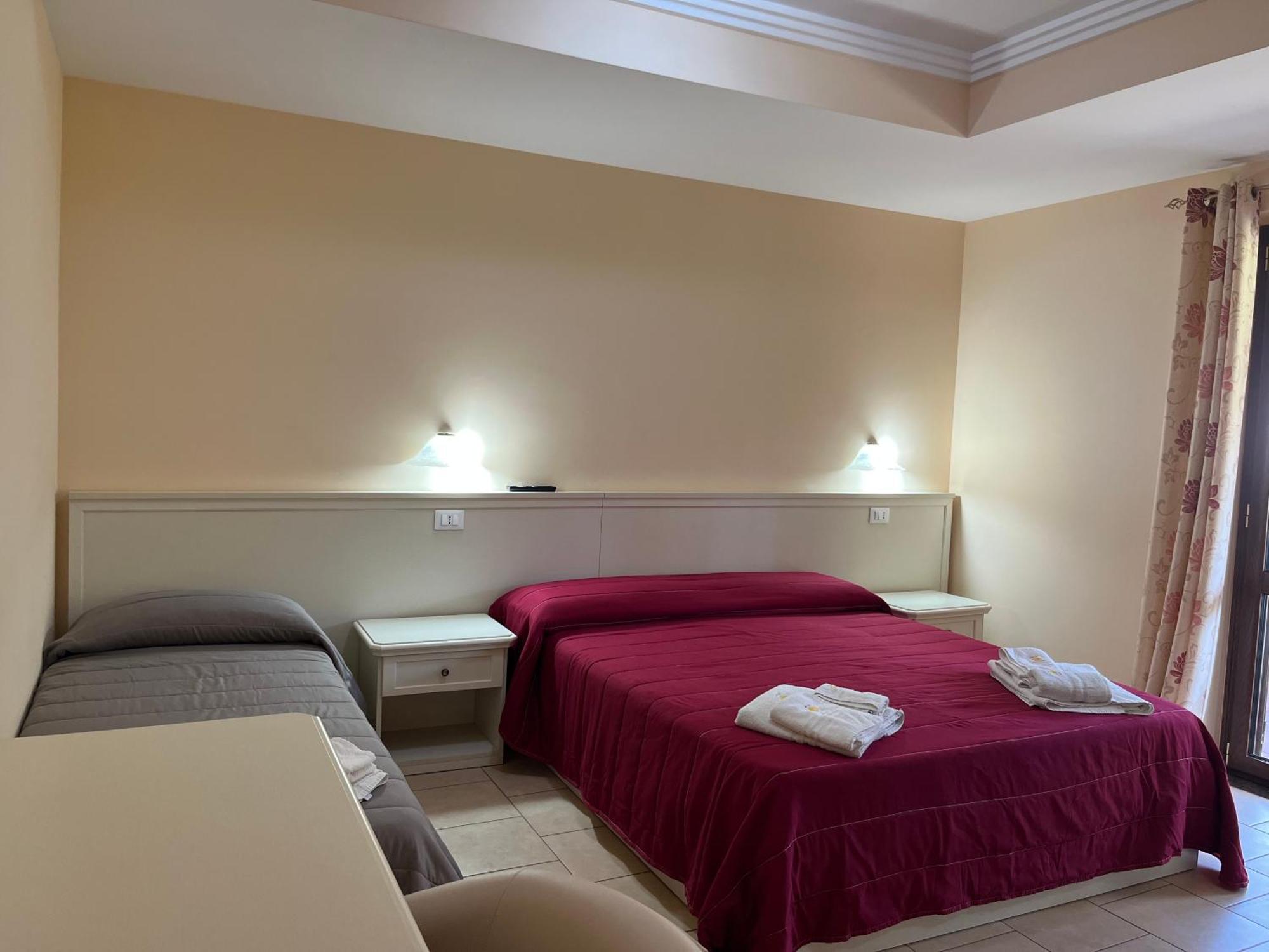 Residenza Domus Aurea Tropea- Vista Mare Hotel ซานตาโดเมนิกา ภายนอก รูปภาพ