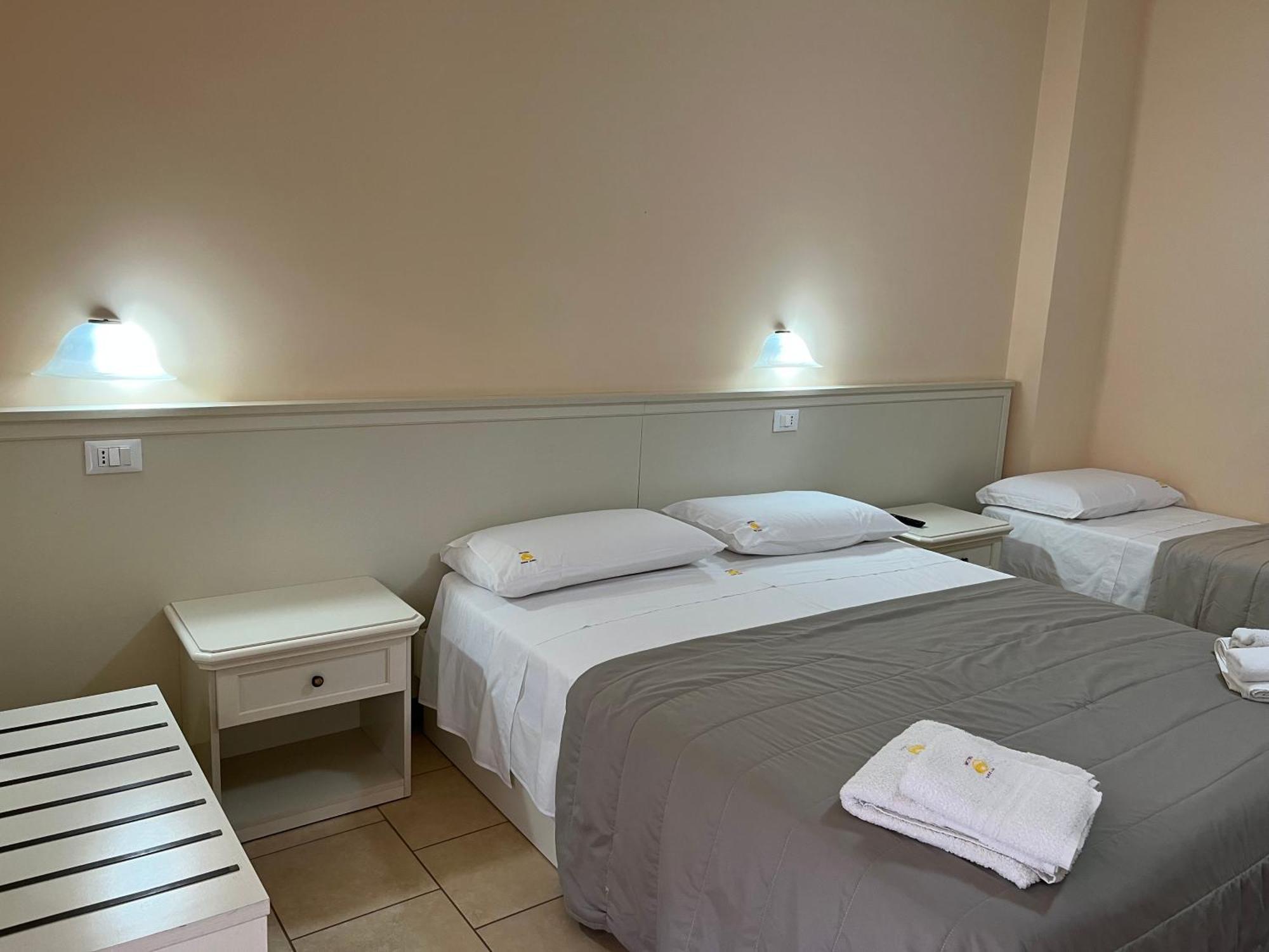 Residenza Domus Aurea Tropea- Vista Mare Hotel ซานตาโดเมนิกา ภายนอก รูปภาพ