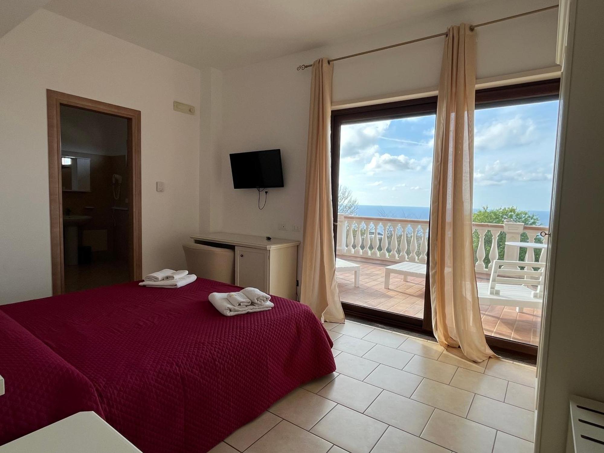 Residenza Domus Aurea Tropea- Vista Mare Hotel ซานตาโดเมนิกา ภายนอก รูปภาพ
