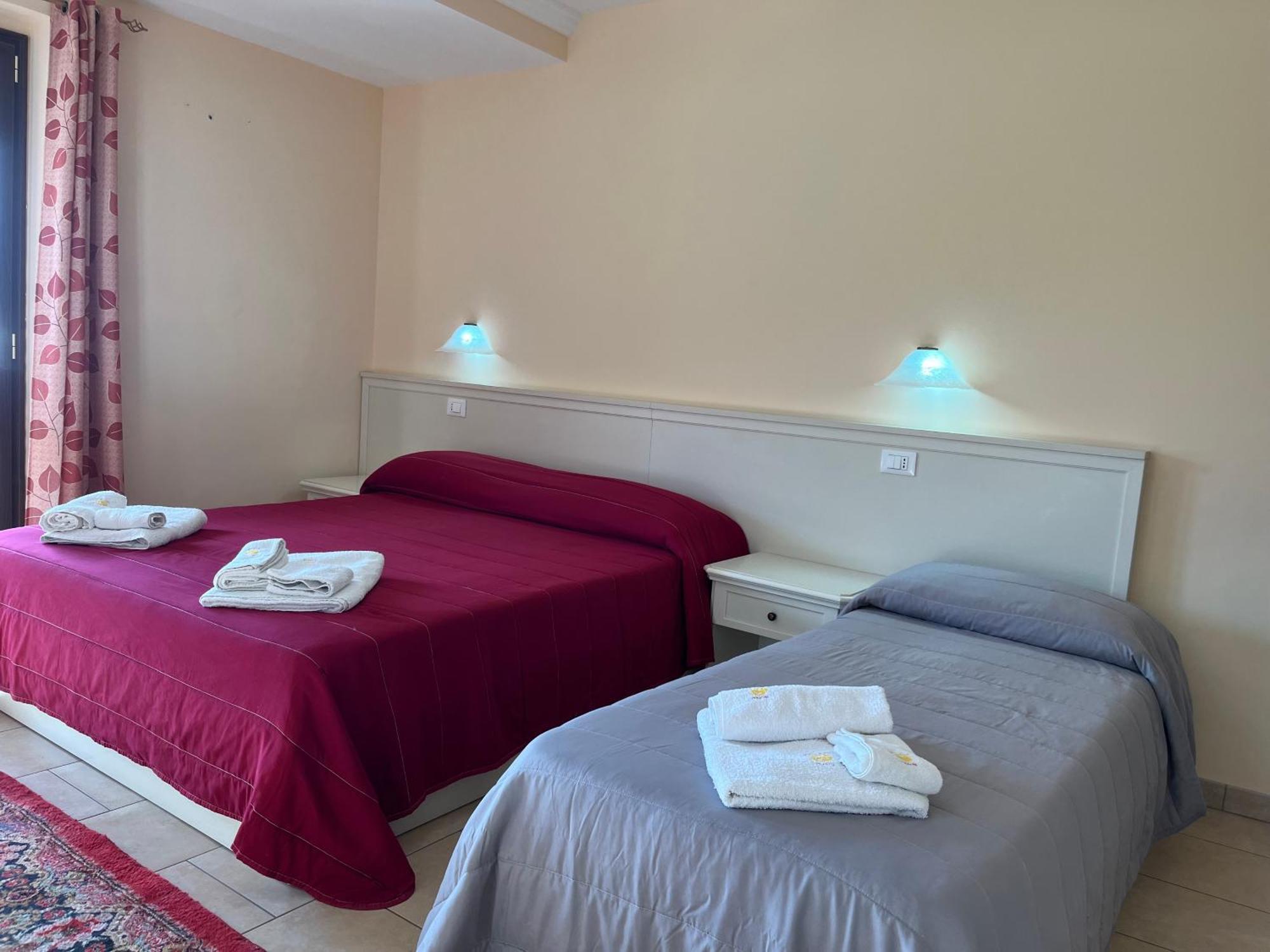 Residenza Domus Aurea Tropea- Vista Mare Hotel ซานตาโดเมนิกา ภายนอก รูปภาพ