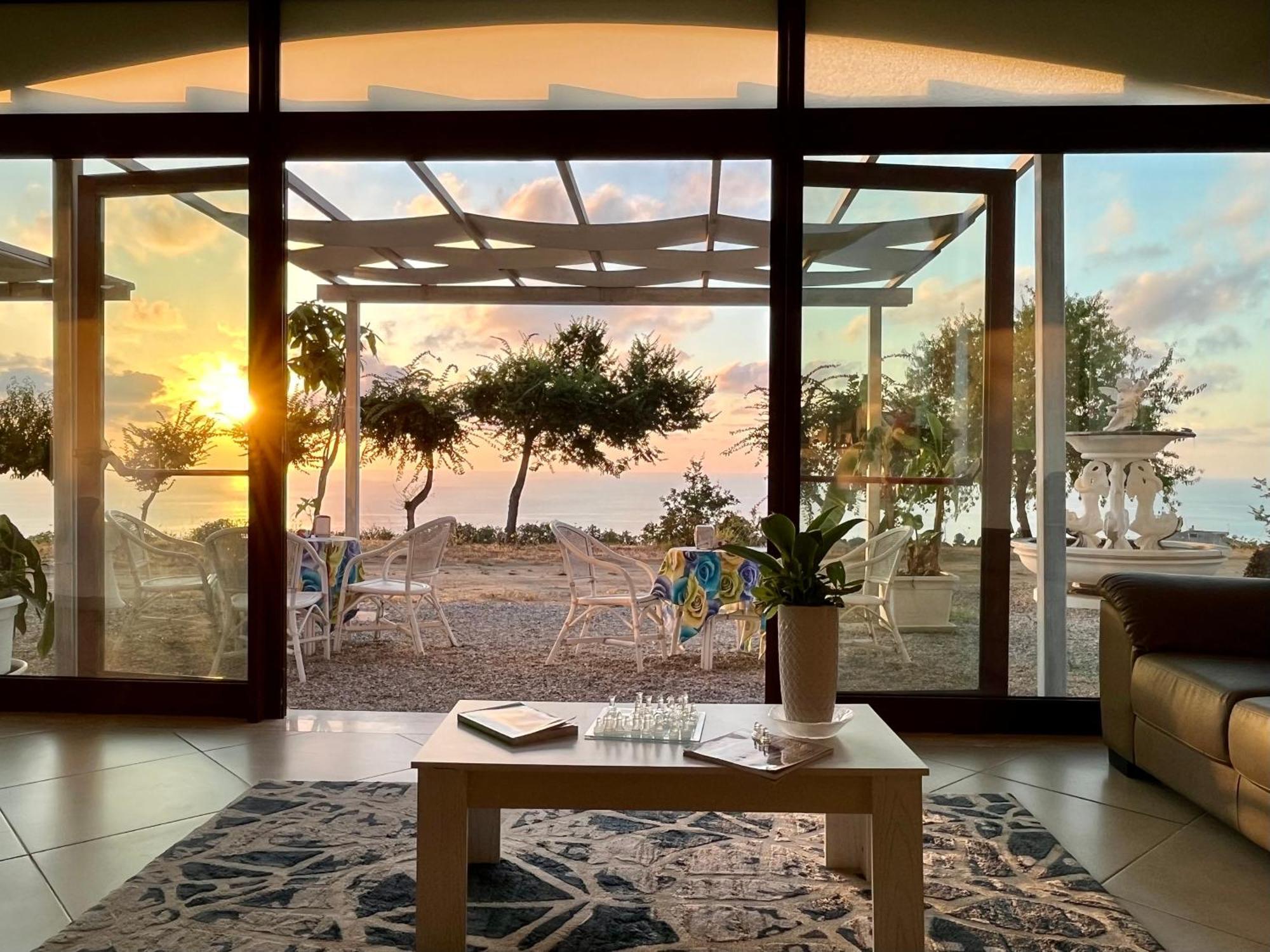Residenza Domus Aurea Tropea- Vista Mare Hotel ซานตาโดเมนิกา ภายนอก รูปภาพ